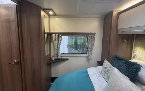 Bailey Unicorn Cabrera Black Edition 2021