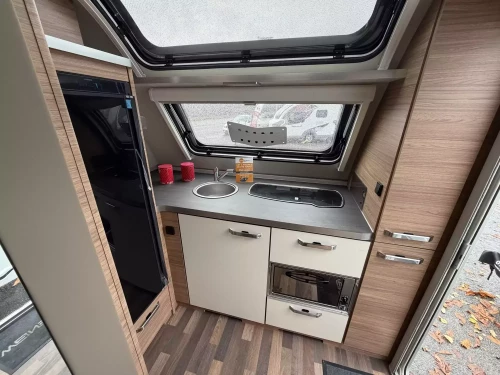 Weinsberg Caraone 390PUH 2024