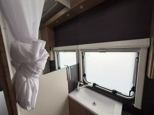 Weinsberg Caraone 390PUH 2024