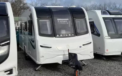 Bailey Unicorn Cabrera Black Edition 2021