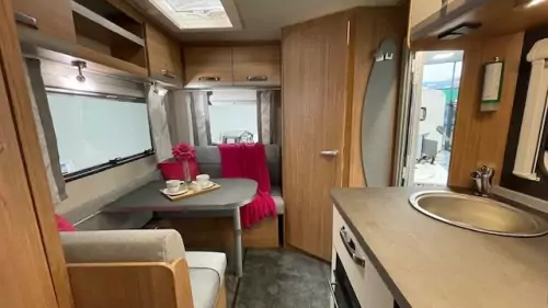 Weinsberg Caraone 390QD/GB 2025