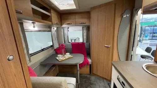 Weinsberg Caraone 390QD/GB 2025