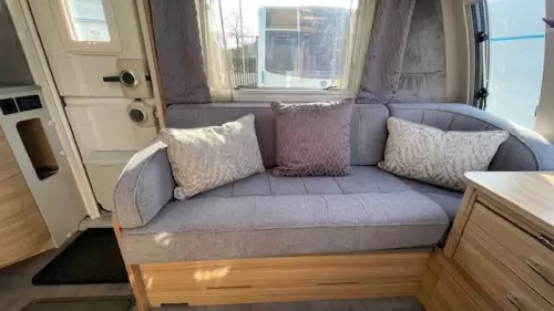 Bailey Unicorn V Cabrera 2022