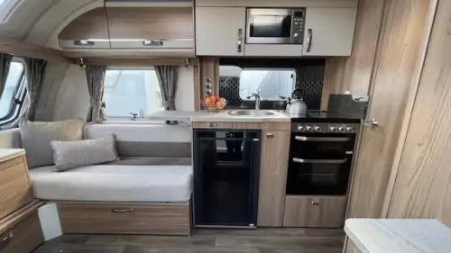 Swift  Challenger 560 SE 2022