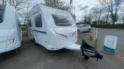 Weinsberg Caraone 390QD/UK 2018