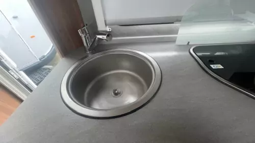 Weinsberg Caraone 390QD/UK 2018