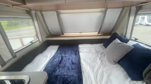 Weinsberg Caraone 390QD/UK 2018