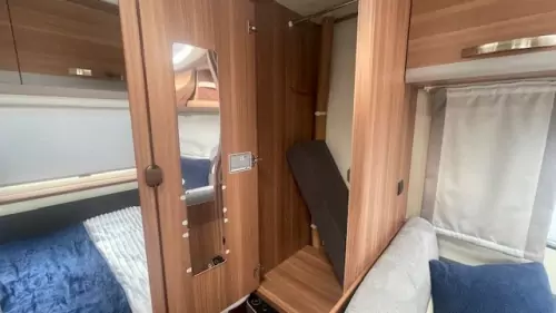 Weinsberg Caraone 390QD/UK 2018