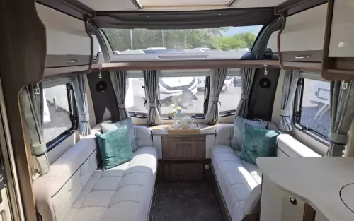 Coachman VIP 575 Kingsham 2024