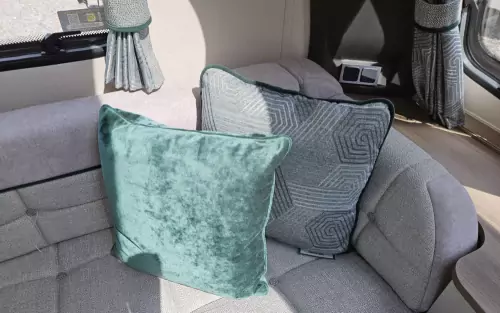 Coachman VIP 575 Kingsham 2024