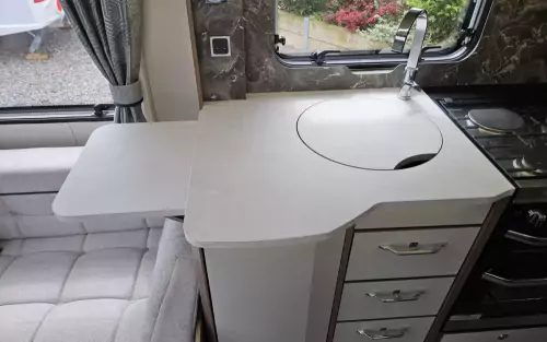 Coachman VIP 575 Kingsham 2024