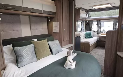 Coachman VIP 575 Kingsham 2024