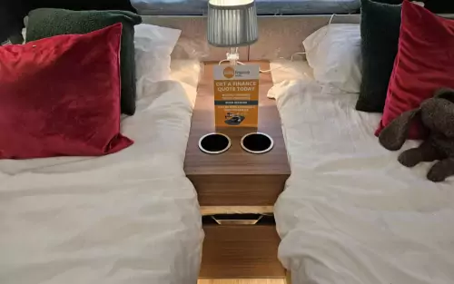 Knaus Azur 460 EU 2024