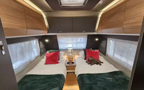 Knaus Azur 460 EU 2024