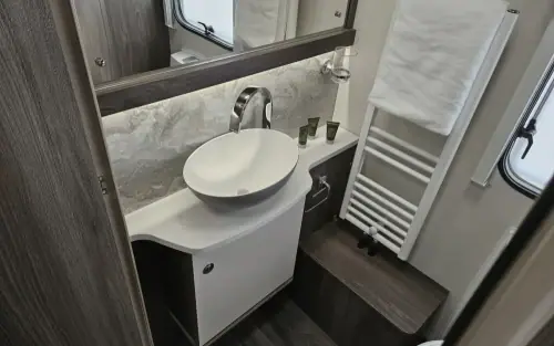 Coachman Laser Xcel 845 2022