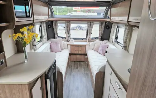 Coachman VIP 460 2021