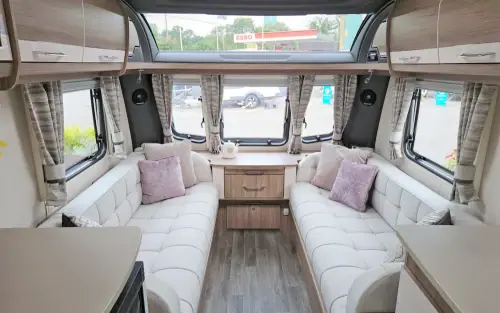 Coachman VIP 460 2021