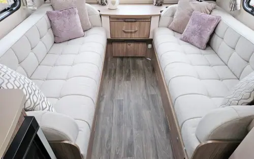 Coachman VIP 460 2021