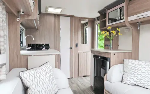Coachman VIP 460 2021