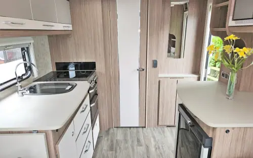 Coachman VIP 460 2021