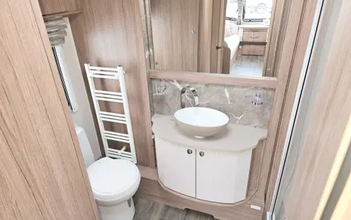 Coachman VIP 460 2021