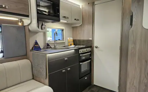 Swift Challenger 560 2026