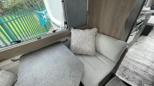 Swift Challenger 590 2027