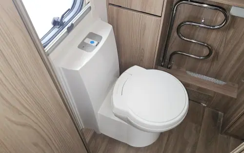 Swift Conqueror 570 2017