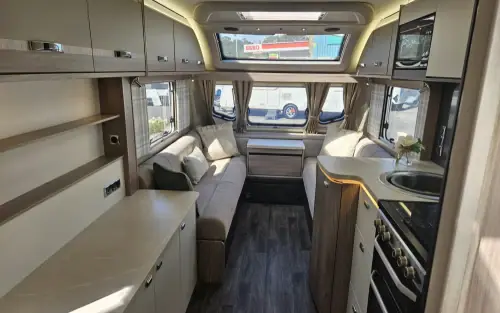 Swift Challenger 480 2025