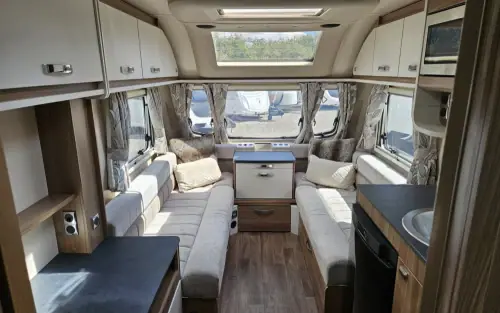 Swift Archway Woodford (Alpine 2) 2020