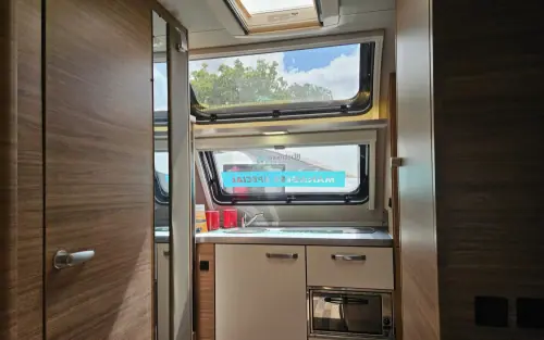 Weinsberg CaraOne 390PUH