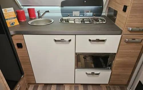 Weinsberg CaraOne 390PUH