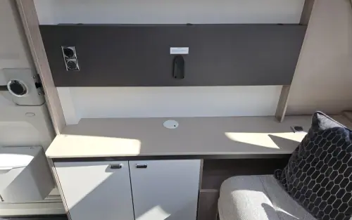 Swift Conqueror Grande 560L 2026