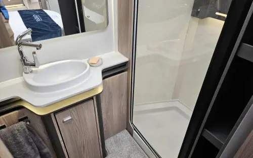 Swift Elegance Grande 845 2027