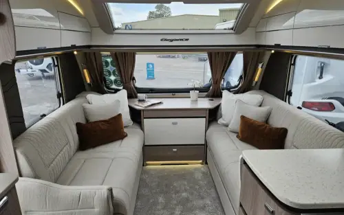 Swift Elegance Grande 845 2027