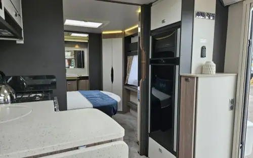 Swift Elegance Grande 845 2027