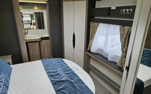 Swift Elegance Grande 845 2027