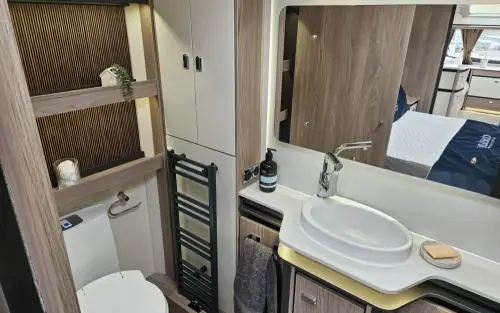 Swift Elegance Grande 845 2027
