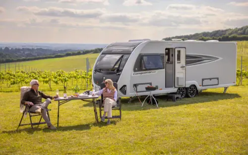 Swift Conqueror Grande 645 2027
