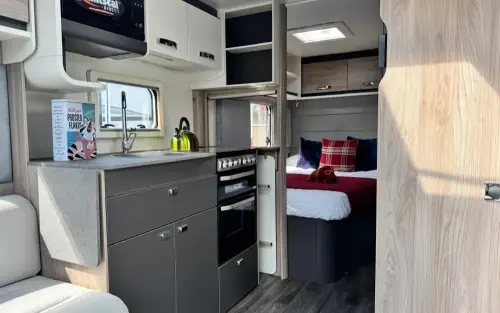 Swift Challenger 500 2027