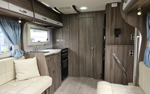 Auto-Sleeper Corinium Duo 2017