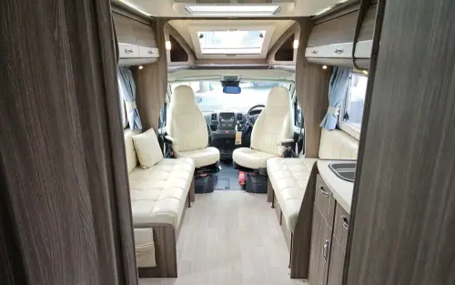 Auto-Sleeper Corinium Duo 2017