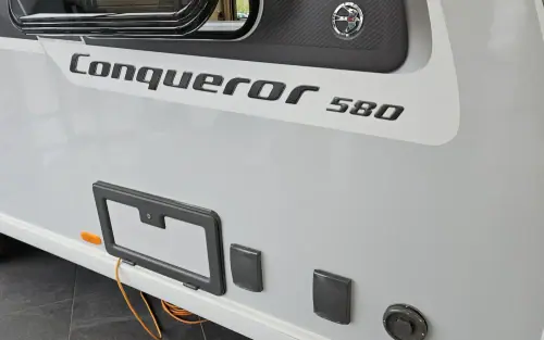 Swift Conqueror 580 2027