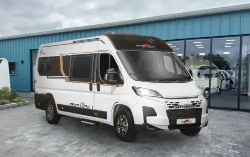 Malibu Van First Class – Two Rooms 640 LE RB 2027