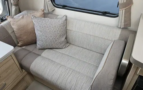 Elddis Crusader Aurora 2020