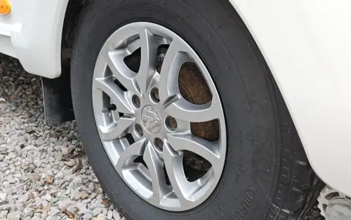 Swift Challenger Sport Hi-Style 584 2015