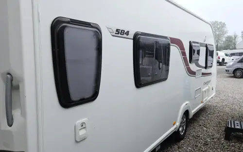Swift Challenger Sport Hi-Style 584 2015