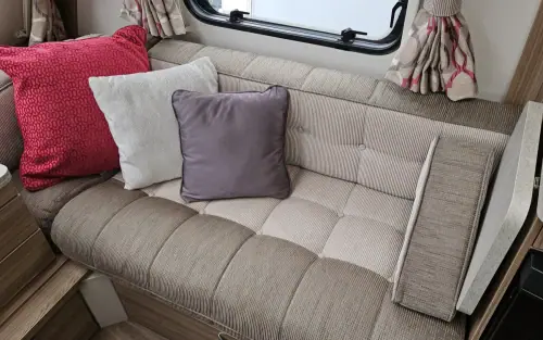 Swift Challenger Sport Hi-Style 584 2015