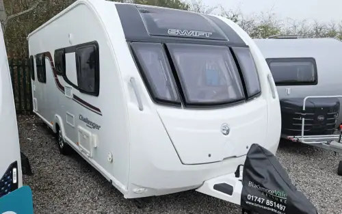 Swift Challenger Sport Hi-Style 584 2015