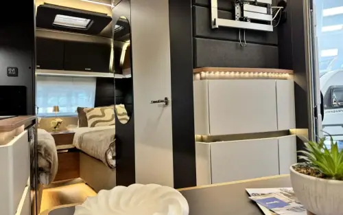 Knaus Azur 460 EU